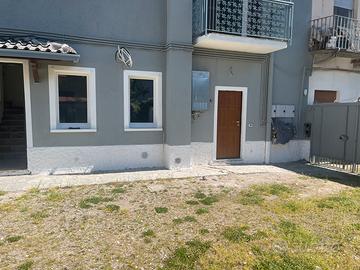 Vendita 2 appartamenti trilocale e un monolocale