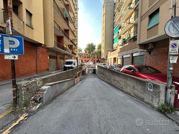 POSTO AUTO A GENOVA