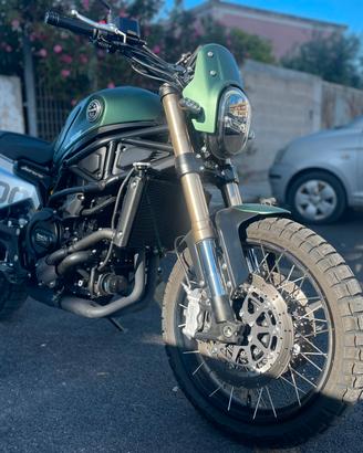 BENELLI LEONCINO 800 Trail con 1.000 Km