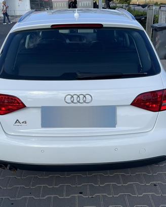 Audi A4 Avant 2.0 TDI 143 CV Multitronic Ambiente