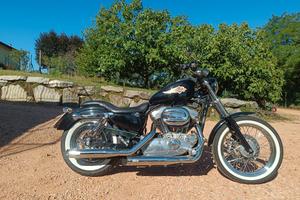 Harley Davidson sportster 883