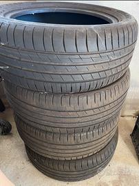 GOODYEAR EfficientGrip Performance 215/55 R17 94W