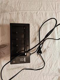 Caricatore/Caricabatterie per pile ricaricabili