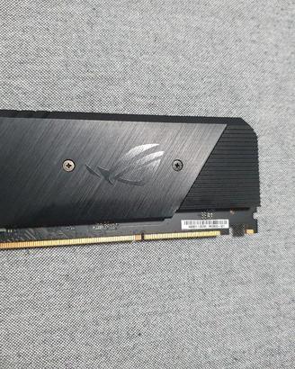 ASUS ROG DIMM.2 HS Gen4 V2 adattatore SSD M.2 NVMe