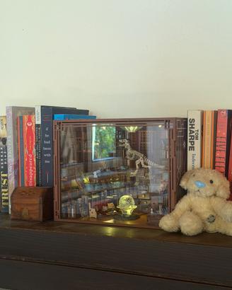 Grande Biblioteca in Miniatura – Fatto a Mano