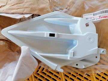 FIANCHETTO CARENA NUOVO YAMAHA FAZER 8