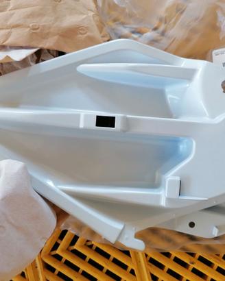 FIANCHETTO CARENA NUOVO YAMAHA FAZER 8
