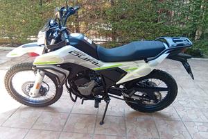 CFMOTO 250 DUAL
