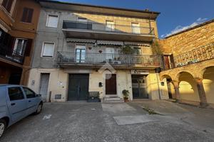 MULTILOCALE A ASSISI