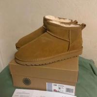 Stivali Ugg Classic mini taglia 40