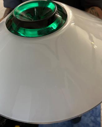 Plafoniera da soffitto bianca e verde