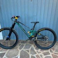 Mondraker Super Foxy RR - tg. M - 2022 enduro
