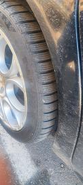 2 gomme 235/45/18