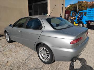 Alfa 156