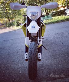 Husqvarna 701 Supermoto - 2018