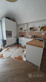 Cucina completa di elettrodomestici