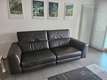 Divano in pelle Calia