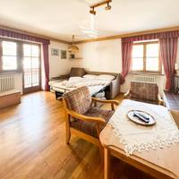 Trilocale con balcone e garage a San Candido