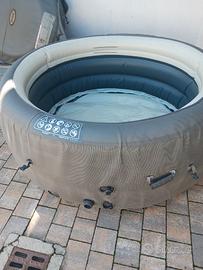 Piscina idromassaggio Intex