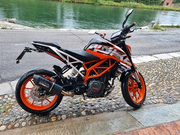ktm duke 390