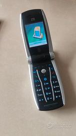 CELLULARE ZTE F866  TELEFONO A CONCHIGLIA VINTAGE