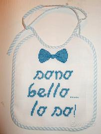 Bavaglino ricamato 