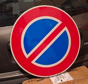 Cartelli stradali DIVIETO di SOSTA + Rimozione