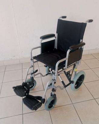 Sedia a rotelle per disabili