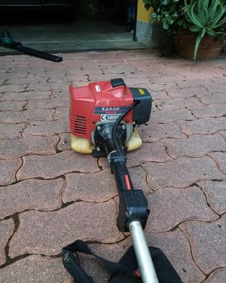 Decespugliatore Kawasaki TJ35 E 