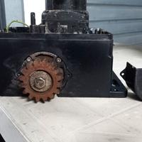 motore per cancello scorrevole faac 