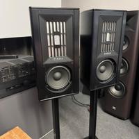 PIEGA COAX 311 diffusori e stand pari al nuovo