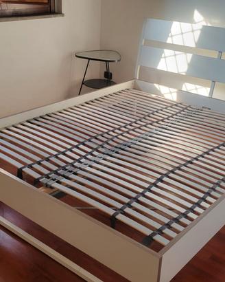 Letto a doghe matrimoniale