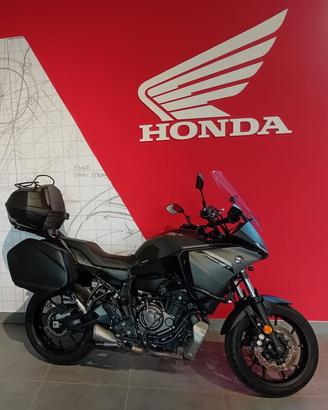 YAMAHA TRACER 7