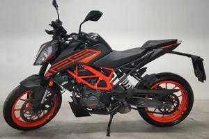 KTM DUKE 125