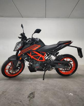 KTM DUKE 125