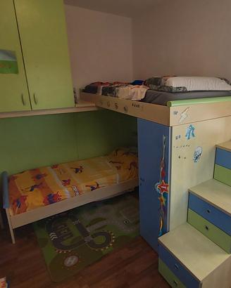 cameretta con letto a castello 