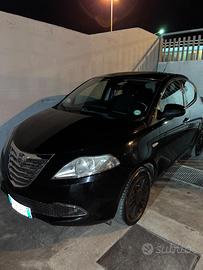 Lancia Y 2014 benzina/gpl