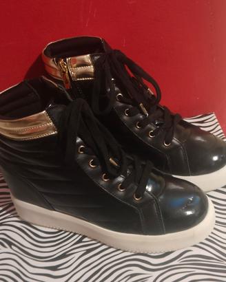 #sneakers firmati# Fornarina, tacco interno 