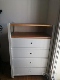 Cassettone Ikea colore bianco e bamboo