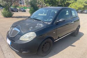 Lancia Ypsilon 1.3 MJT 90 CV Oro Giallo