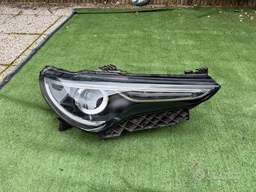 Faro Alfa Romeo Stelvio