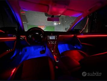 Installazione luci ambiente auto