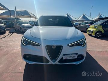 Alfa Romeo Stelvio diesel p.a.r.i.-a.l.-n.u.o.v.o.