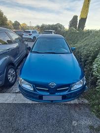 Nissan Almera 