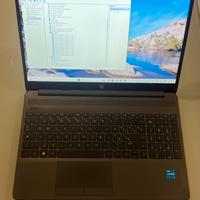 HP 250 G9 15,6” i5 12gen/16GB/SSD NVMe COME NUOVO