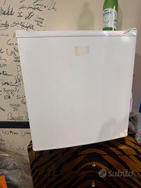 Mini frigo bar