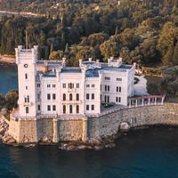 Trieste - Mansarda Piazza Venezia
