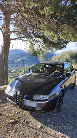 Alfa Romeo 147 1.9 JTD 3p. DISTINCTIVE