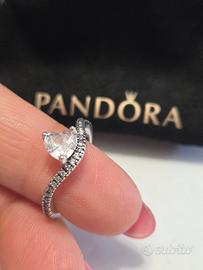 anello argento cuore zirconi veretta solitario 