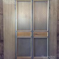 Portoncino con struttura in ferro e alluminio